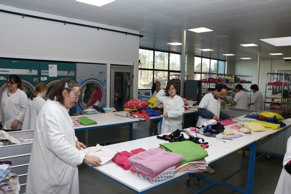 Photo blanchisserie Adapei 33 Entreprise