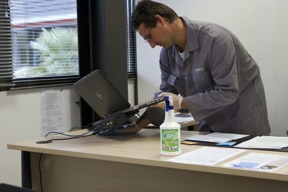 Photo propreté hygiène Adapei 33 Entreprise