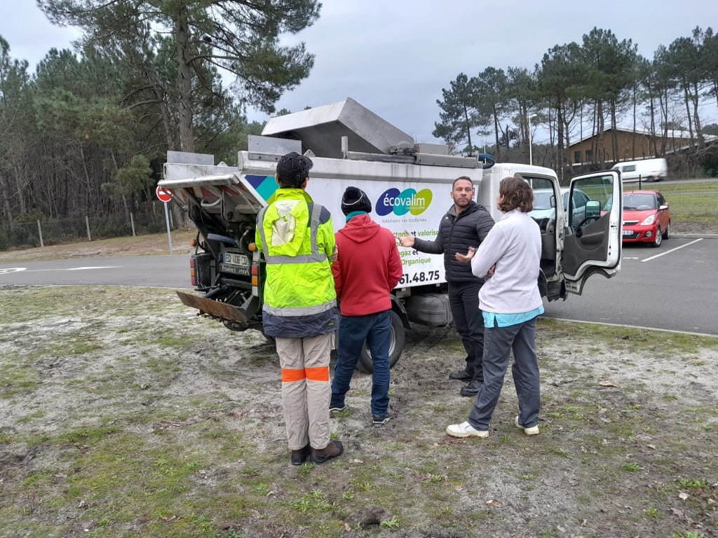 explications au maniement du camion Ecovalim